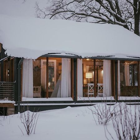 Viesu Maja Kalnaruski Ape Eksteriør bilde